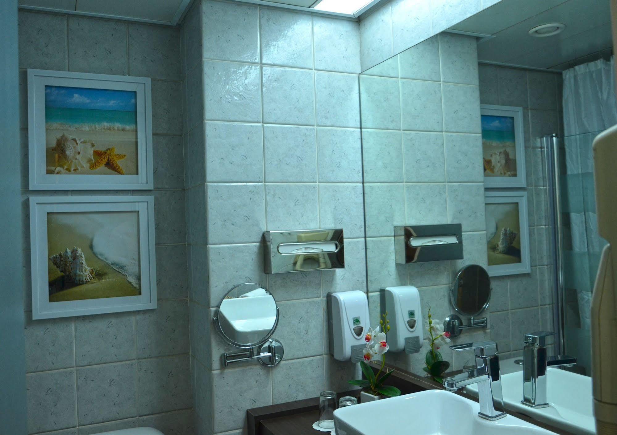 Be Unique Hotel - Drinks Included Eilat Dış mekan fotoğraf